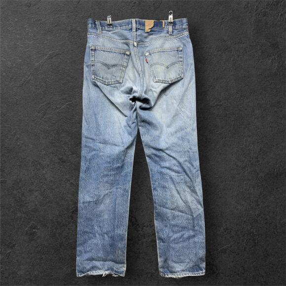 Vintage Levis 501 80s Made in USA Button Fly Jeans Size 32 - Picture 8 of 13